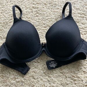 Soma Embraceable Perfect Coverage Black Bra 32DD worn only a few times!